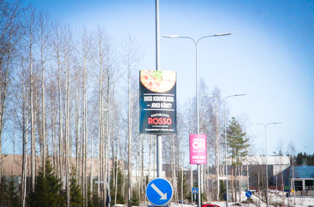 Lyhtypylväsmainonta Lahti | Urheilupaikat | Maxi mainostaulut 1