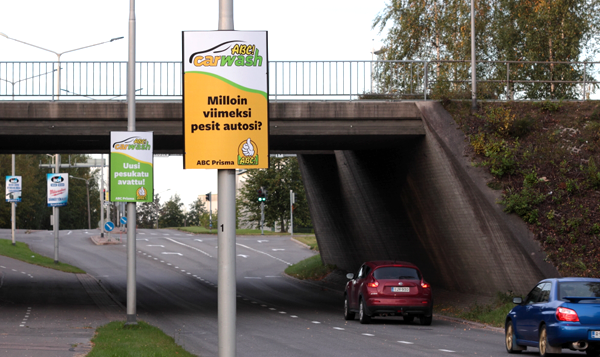 Lyhtypylväsmainonta Järvenpää | Sisääntuloväylät | Maxi mainostaulut 1