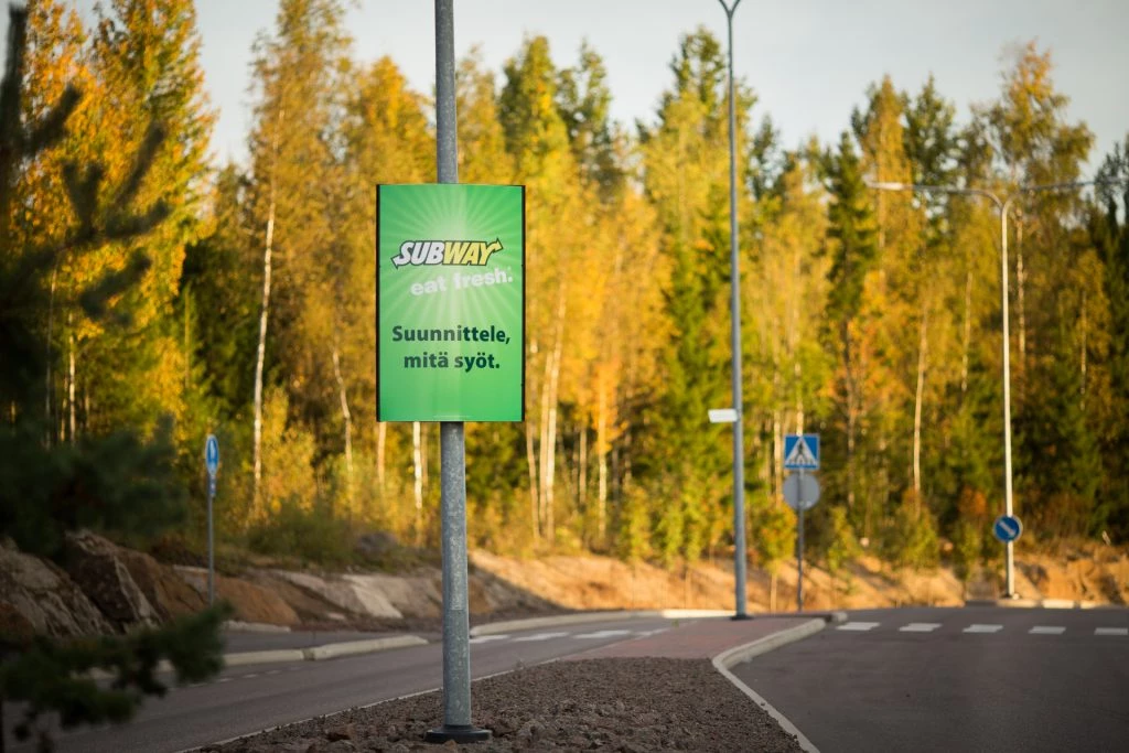 Lyhtypylväsmainonta Lahti | Urheilupaikat | Maxi mainostaulut 3