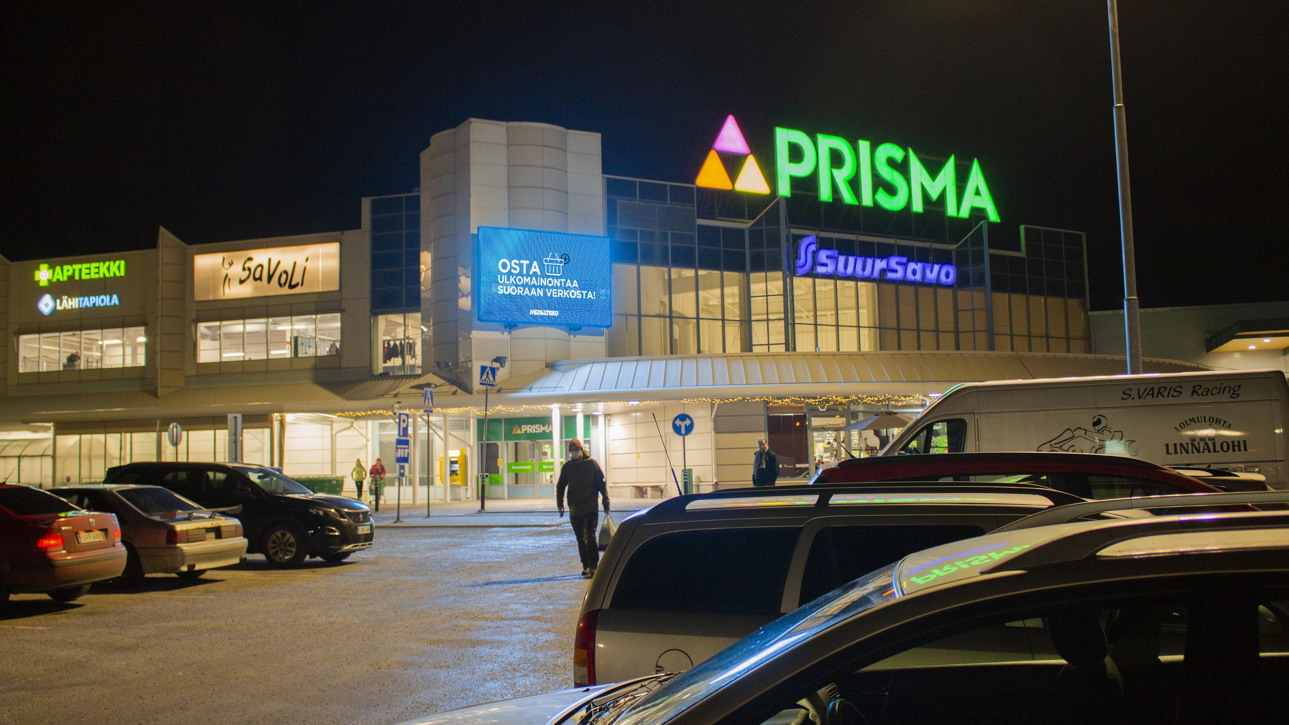 Prisma Savonlinna | 2 LED-suurtaulua 1